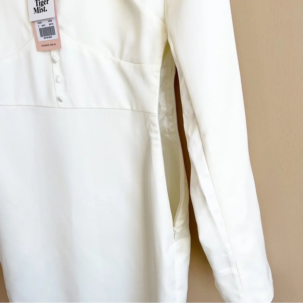 NWT TIGER MIST Ivory Cedar Dress Size Small Long Sleeve deep v-neckline - Picture 7 of 14